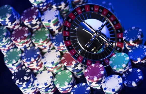 What demo modes are allowed before online slot real play?